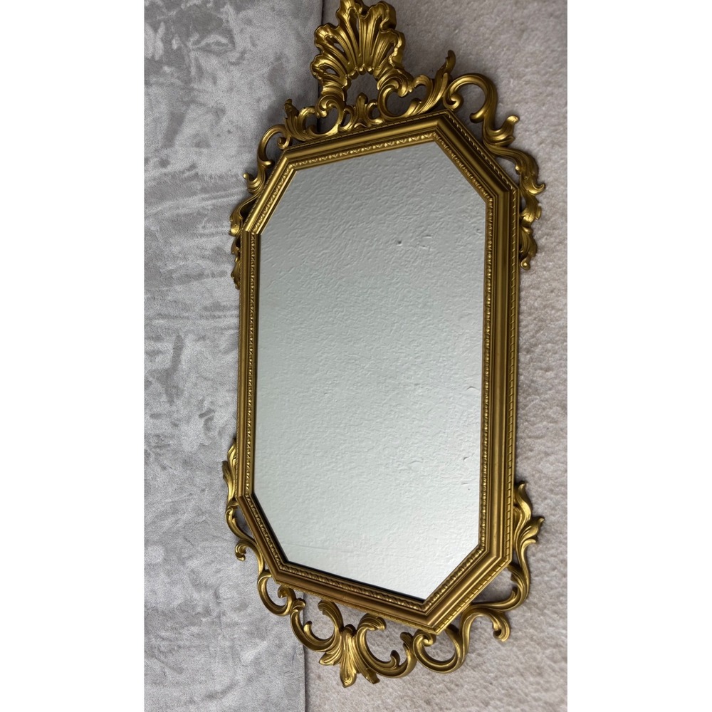 Vintage 1963 Syroco Gold Ornate Octagon Wall Mirror Hollywood Regency 4614 USA